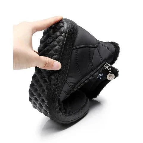 Ashford | Ragnhild – Women’s Fur-Lined Winter Snow Boots with Zipper Closure