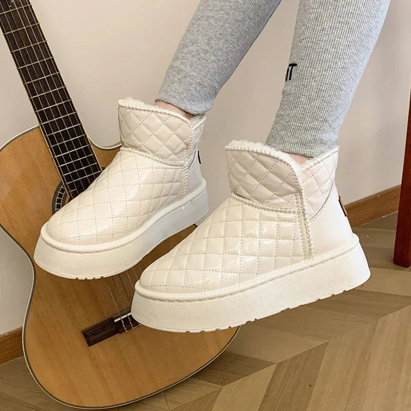 Ashford | Ronja – Women’s Waterproof Chunky Sole Outdoor Boots