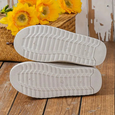 Ashford | Sigrid – Women’s Fluffy Thermal Slip-On Snow Boots with Fleece Lining